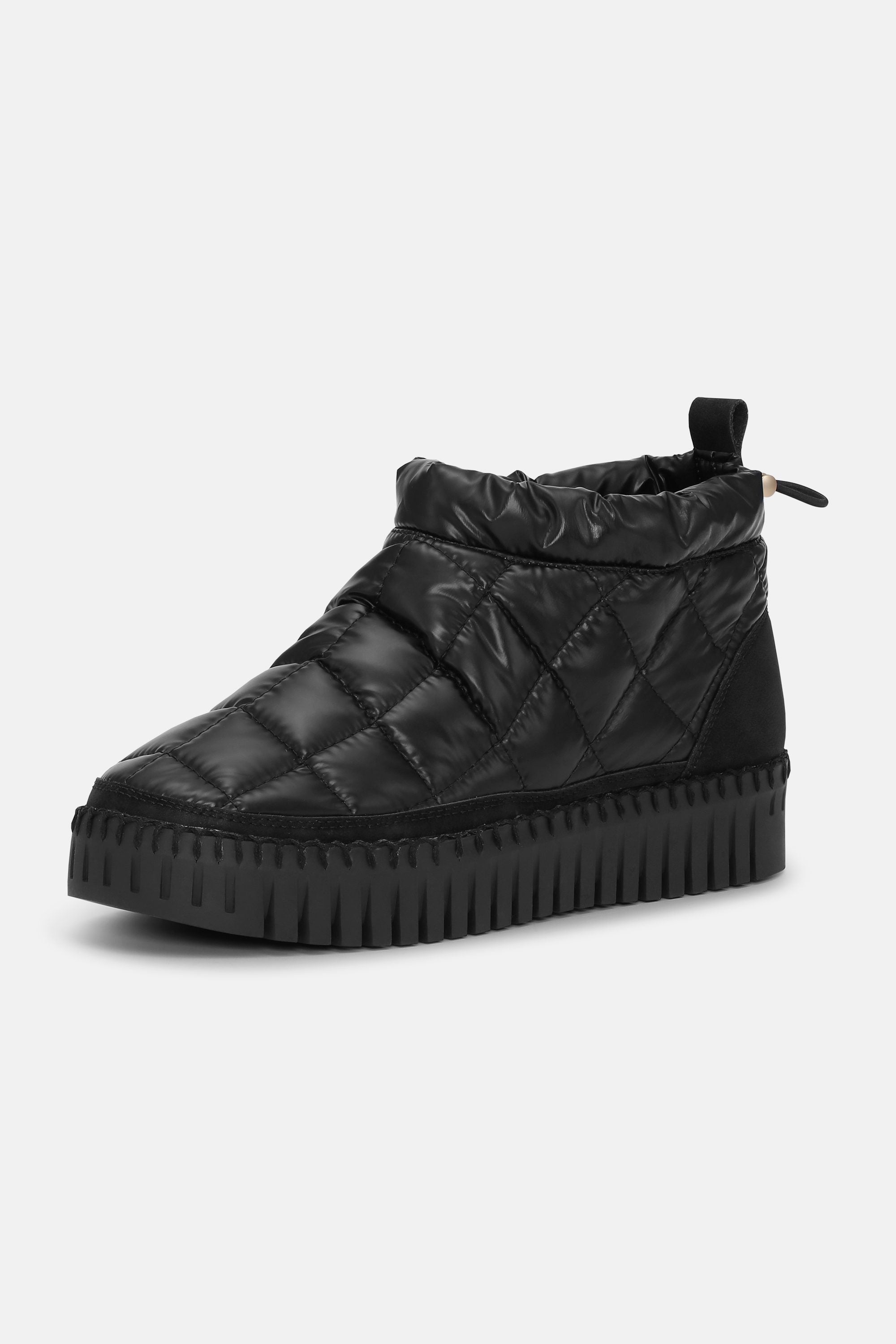 Tulip Low Padded Boot - Black Black